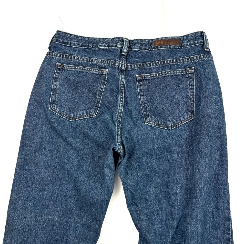 Lee‎ Riveted Ultimate 5 Straight Leg Women's size 12P Dark Wash Blue Denim jeans